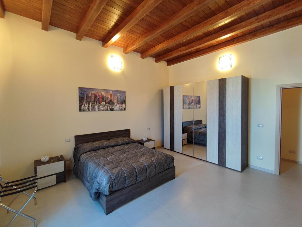 In Centro Rooms And Apartments Isola di Liri Esterno foto