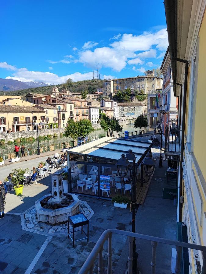 In Centro Rooms And Apartments Isola di Liri Esterno foto