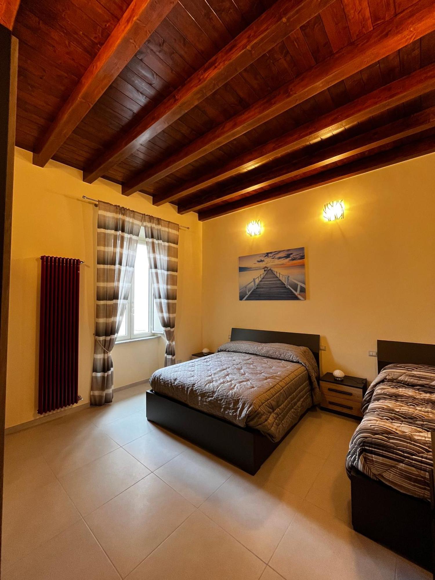 In Centro Rooms And Apartments Isola di Liri Esterno foto