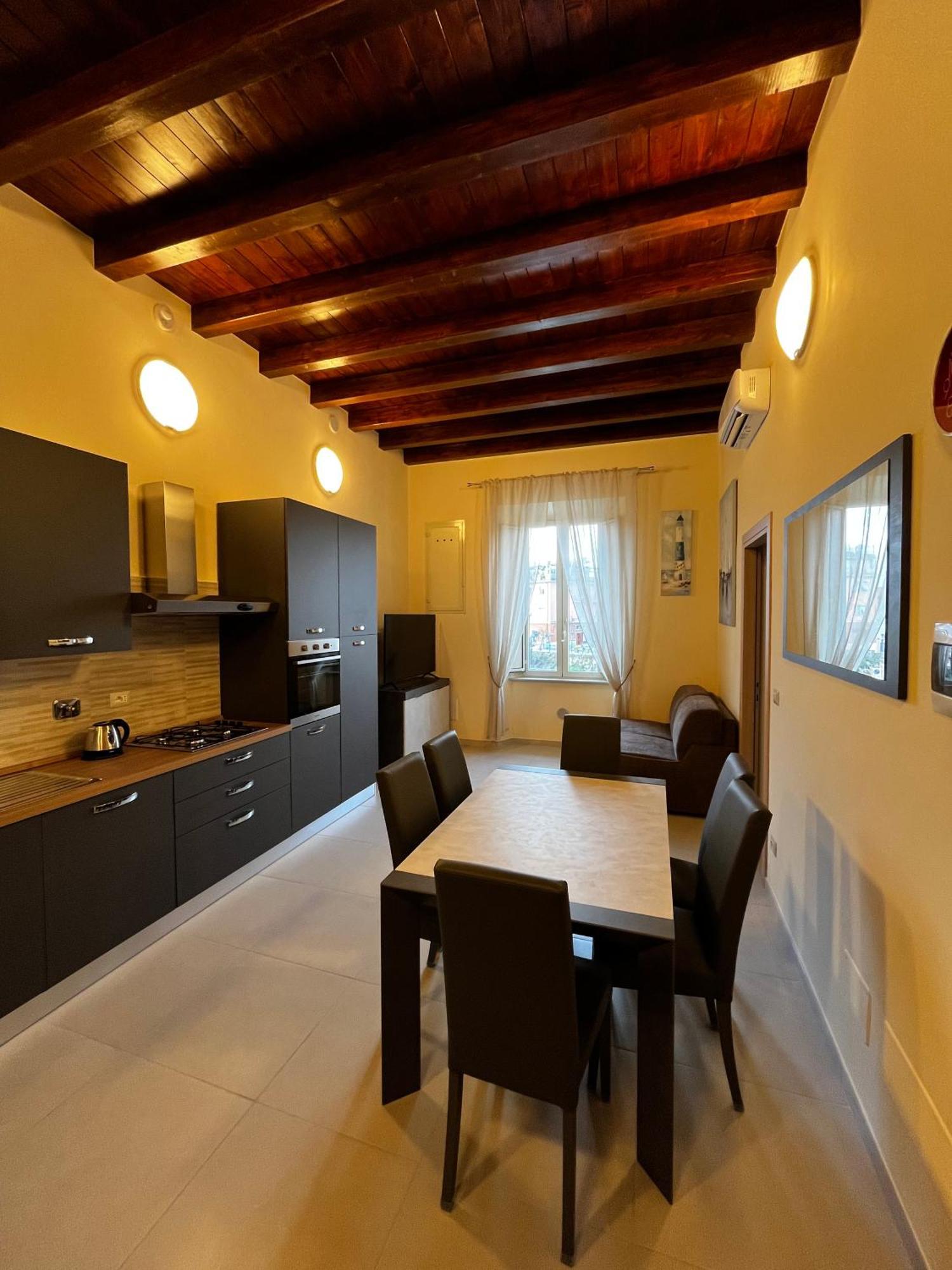 In Centro Rooms And Apartments Isola di Liri Esterno foto